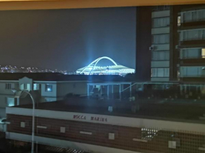 Durban Beach Getaway - Summersands, Inverter for load shedding, free wifi & free Parking